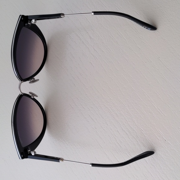 Tom Ford Angelica-02 Sunglasses TF868 01B - Picture 6 of 10